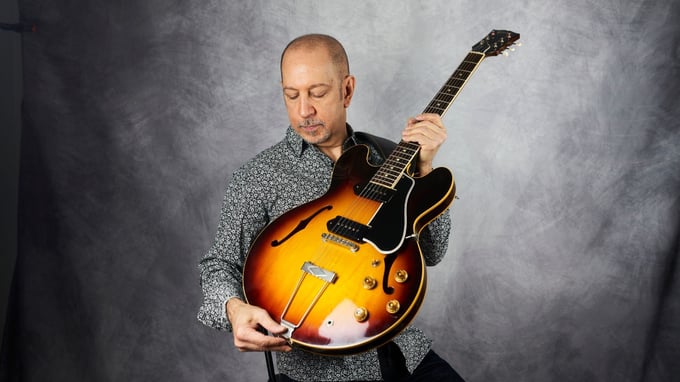 Jazz guitarist Greg Skaff joins Vienna Live to present New York jazz through his new trio album, Re-Up