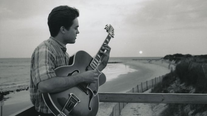 Legendary jazz guitarist Coleman Mellett’s posthumous album Sing You a Brand New Song is presented on Vienna Live