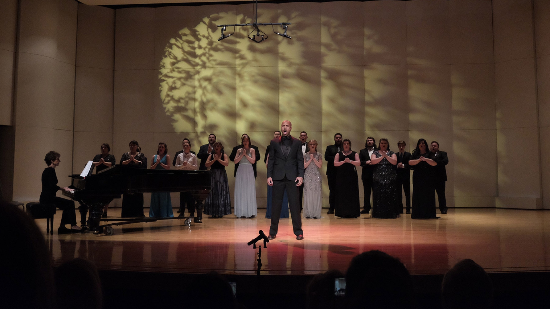 Baritone singer Eugene Richards sings for a performance of the Dolora Zajick Institute for Young Dramatic Voices.